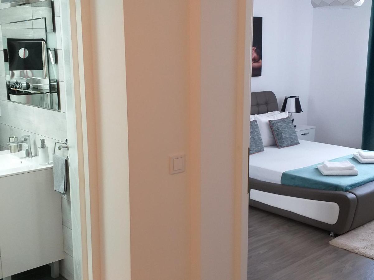 Luxury-Apartment Ultracentral Кымпулунг-Молдовенеск Экстерьер фото